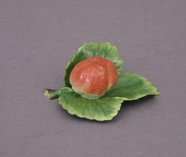 PlaceCard Holder - Strawberry-On-Leaf