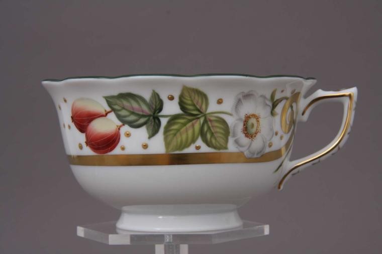 Teacup and Saucer - Berries Gold Edition