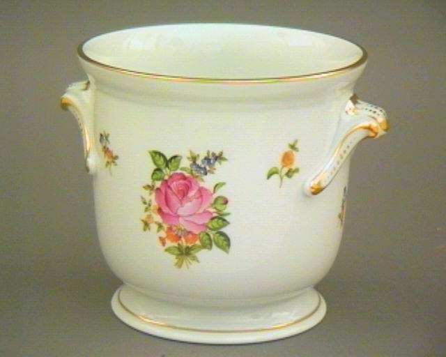 Large Cachepot w. twisted handle (Assorted Decors)