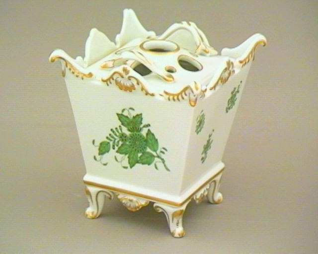 Flowerpot, with pierced lid