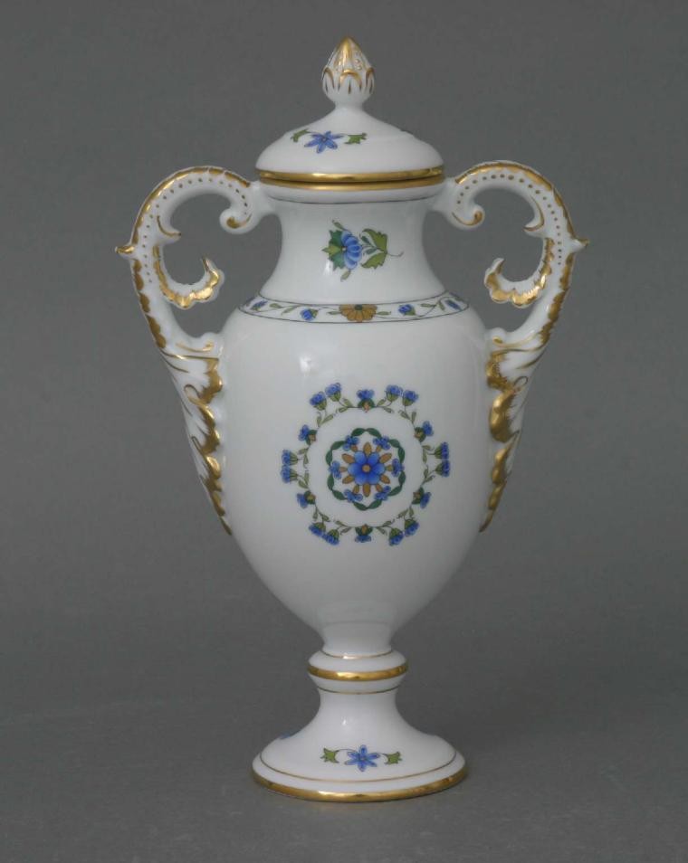 Fancy vase (Assorted Decors)