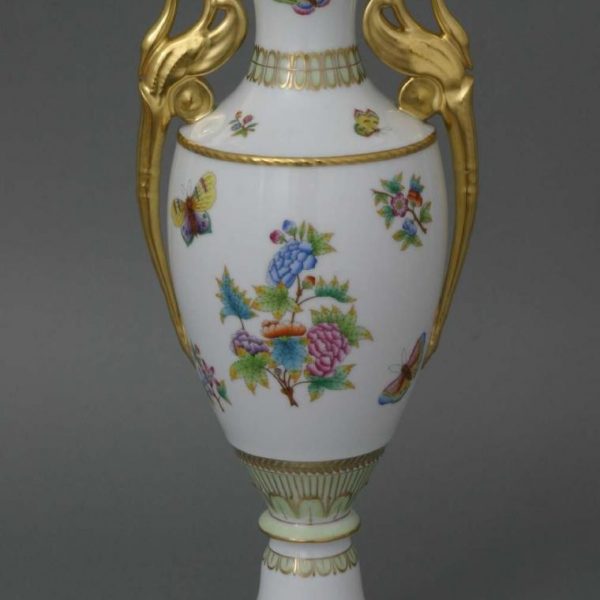 Large Vase w. Gold Swan handles (Assorted Decors)