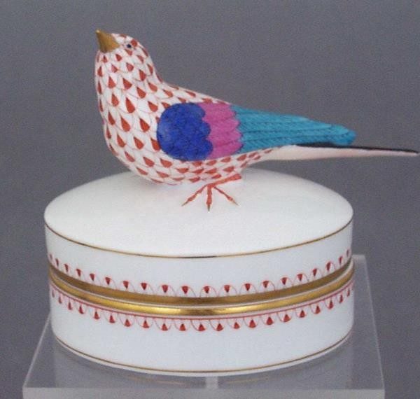 Oval Box with Swallow