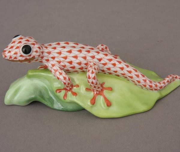 Gecko on Leaf