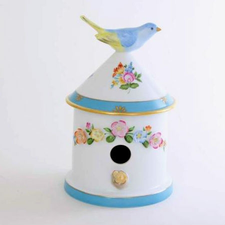 Bird house box - with 1 flower garland