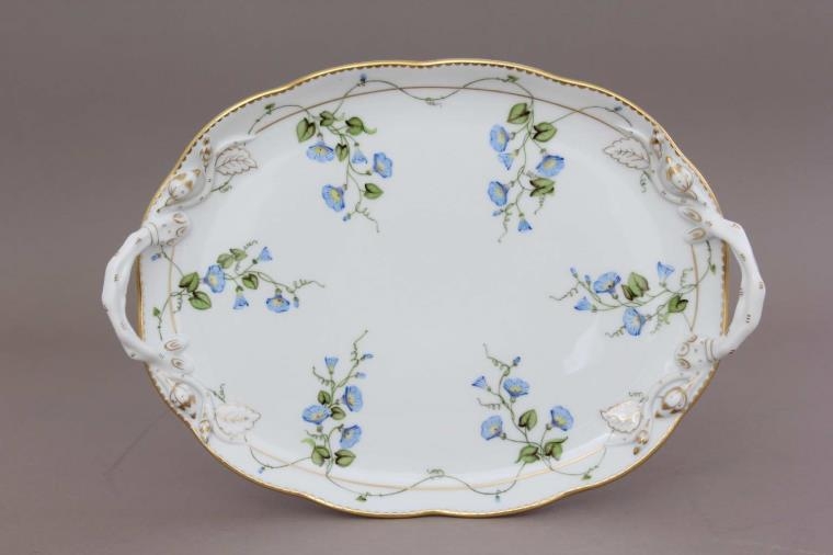 Oval Tray w. Handle - Herend Morning Glory