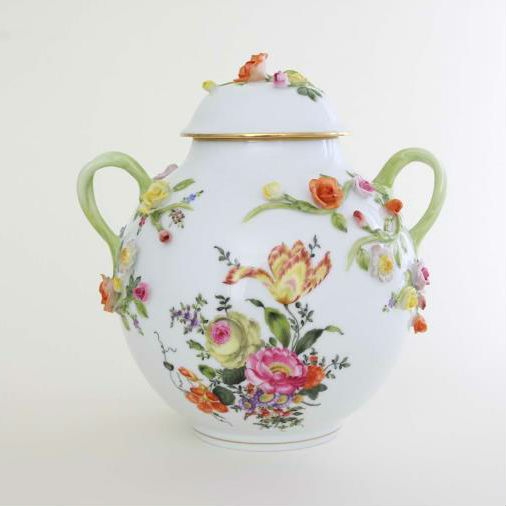 Herend Masterpiece Vase with lid - Limited Edition to 100 pcs.