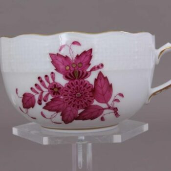 teacup-only-chinese-bouquet-raspberry