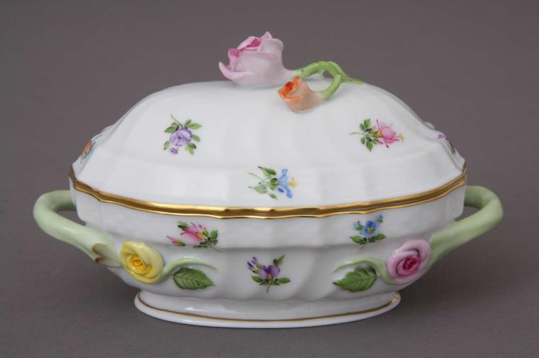 Rose Knob Bonbonnaire from Herend's 2018 Giftware Collection