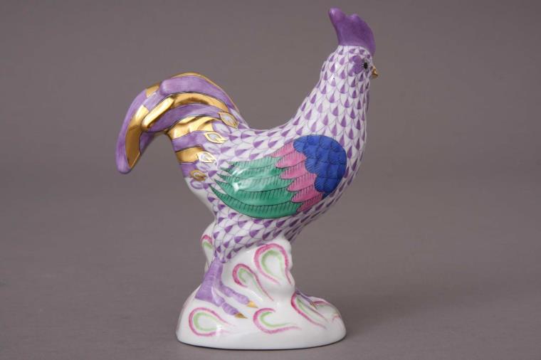 05032-0-00 VHLM 05032-0-00 VHLM Medium Rooster Figurine - Fishnet Purple Lilac Fishnet Purple - Only available with Herend Canada