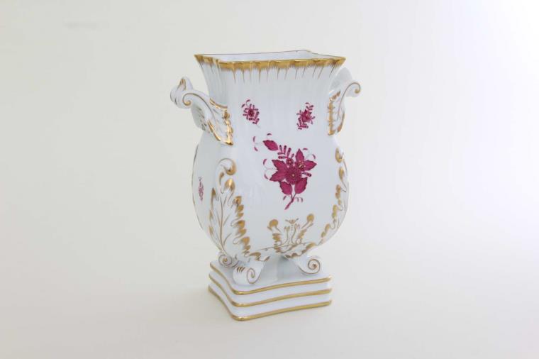HEREND CHINESE BOUQUET PORCELAIN, RASPBERRY