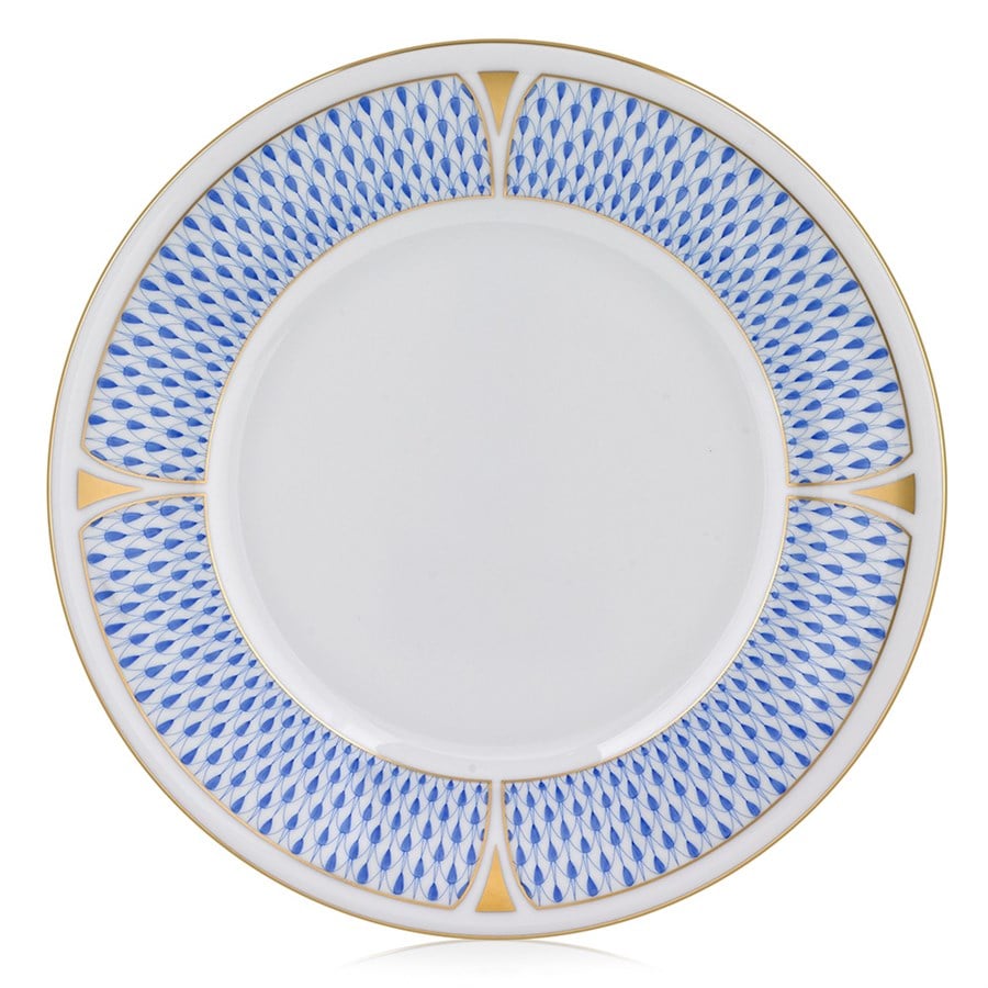 Herend's new decor decorated with classic Herend Fishnet's Art Decor version designed in 2019. The legend is reborn! Available in Dinner sets, tea sets and coffee sets.