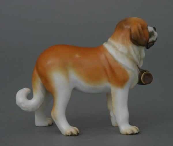 15871-0-00 MCDSt. Bernard dog - Matt Natural Animal Dog Figurine - Matt Natural decor - comes with gift box + certificate of origin