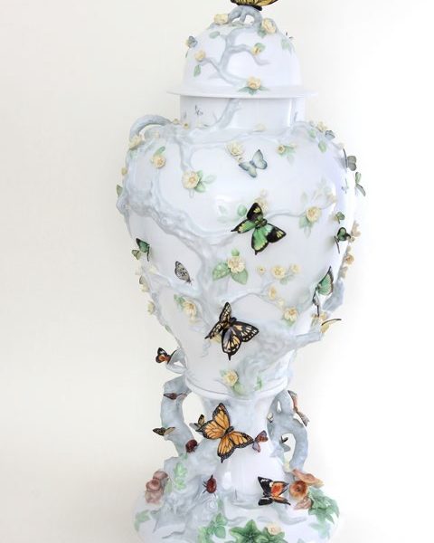Herend Queen's Butterflies Masterpiece Vase Signed and Numbered comes with Giftbox and Free Shipping Service