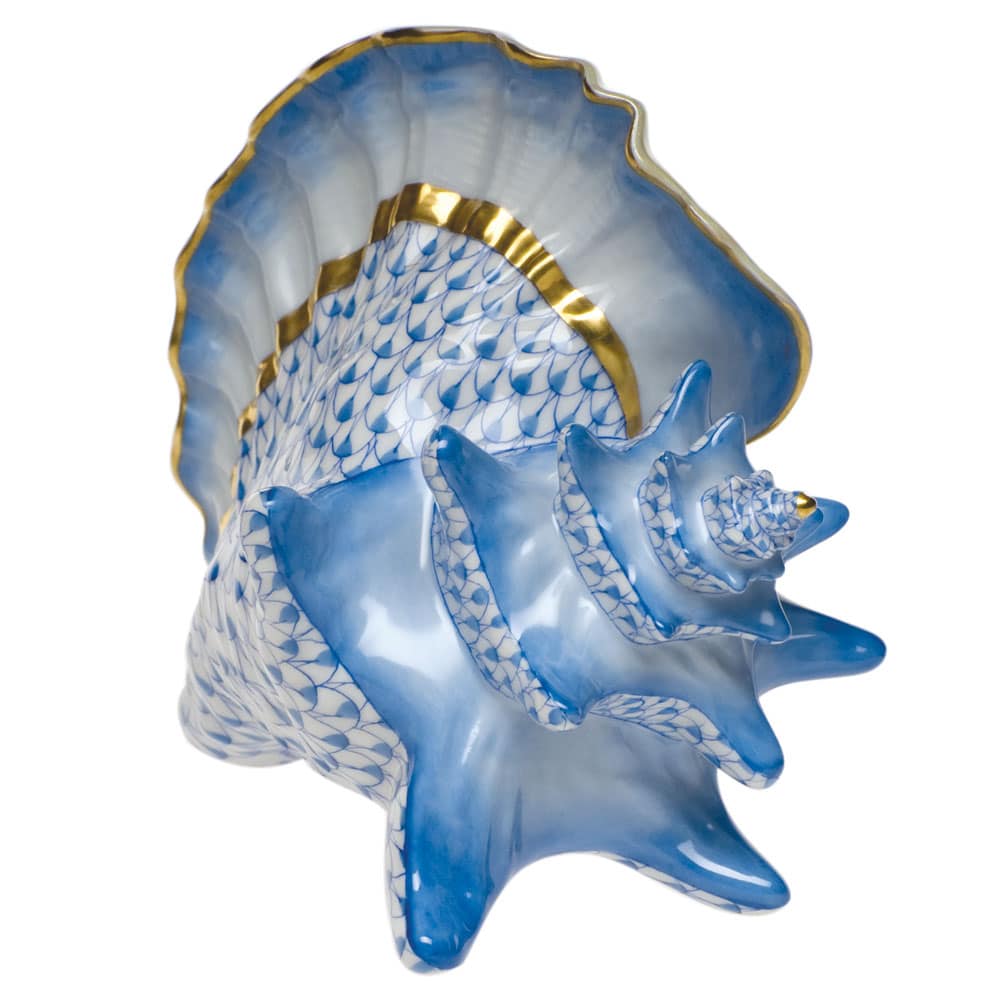 Conch Shell 15574 - Fishnet Blue Figurine  5.25"L X 5"H Beautiful classic piece of Herend Aquatic Animal Figurine Collection. It's extremely hard to hand paint on this surface such a difficult decor like Fishnet Blue