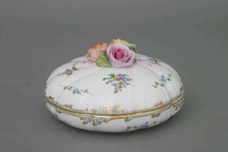 06026-0-09 FANNIE-X1 Bonbonniere, Rose Knob - Fannie 6.7 inch diameter bonbonniere with hand-painted with unique Herend decor named after a girl Fannie. Decorated with small happy flowers.