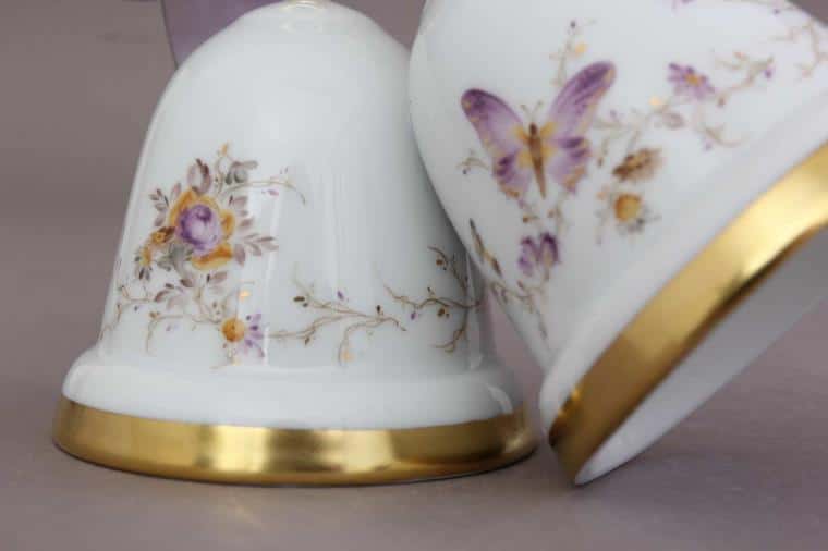 16103-0-00 EDENS Wedding Bells - Eden Butterfly Make your special day unforgettable with this hand-painted wedding bell figurine and ribbons. This Wedding Bell is hand-painted with EDEN butterfly purple decor which is a very elegant and pretty motif.